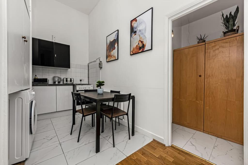 Deluxe Flat On Kentish Town Apartment London Exterior photo
